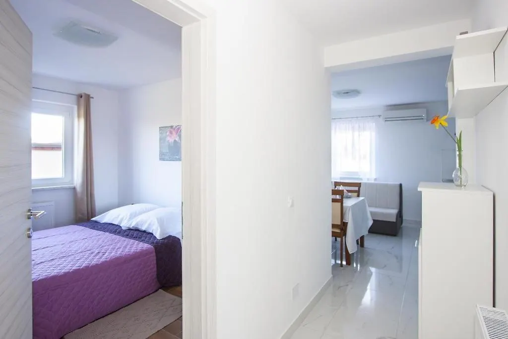 Apartments Jelena Rosini Maison d'hôtes