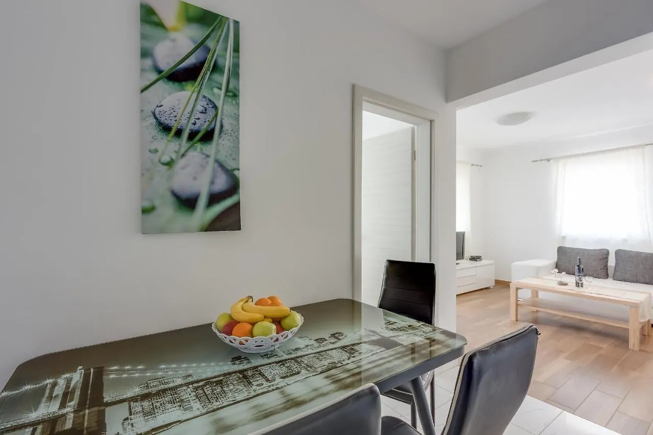 Maison d'hôtes Apartments Jelena Rosini
