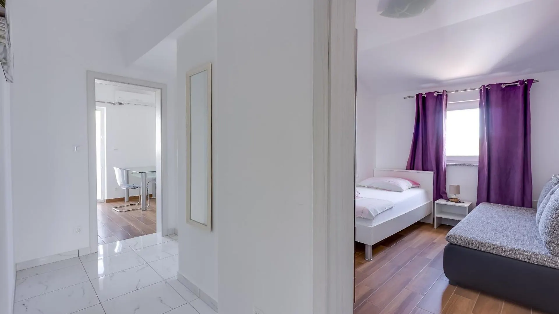 Apartments Jelena Rosini Maison d'hôtes